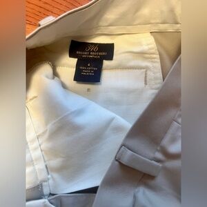 NWOT Brooks Brothers Women’s Khaki Chinos